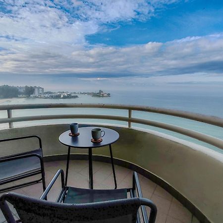 Sunny seaside paradise @ Regency Tanjung Tuan Port Dickson Bagian luar foto